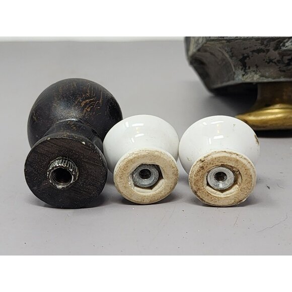 Antique ILCO Door‎ Mortise Lock Set With Brass Knob & Two Ceramic White Handles - Picture 3 of 9